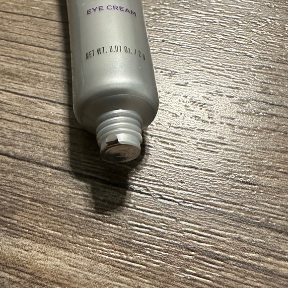 SkinMedica® Instant Bright Eye Cream (0.07 oz) 2g . New and Sealed - Picture 3 of 3